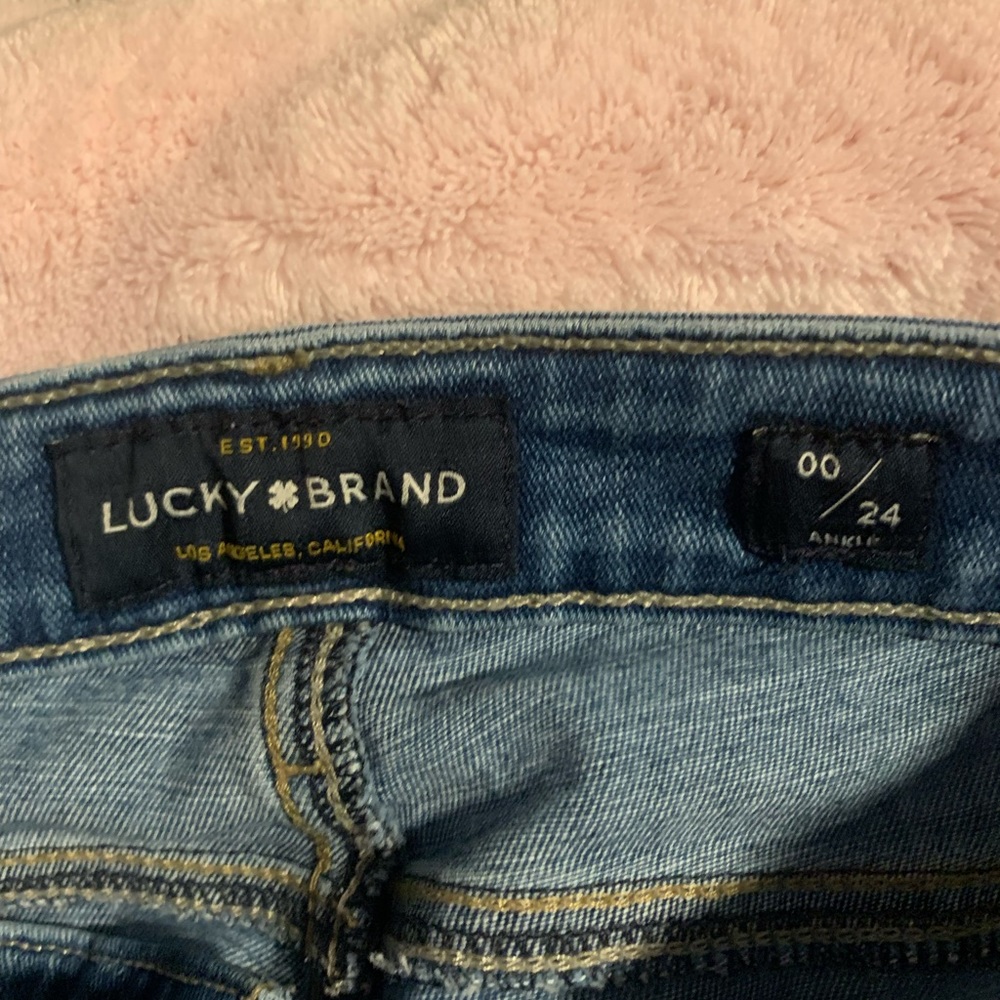 Lucky Jeans size 00/24 in perfect condition